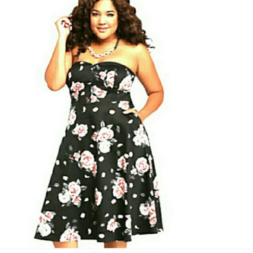 🦄 New Torrid Pin-Up Dress 🦄